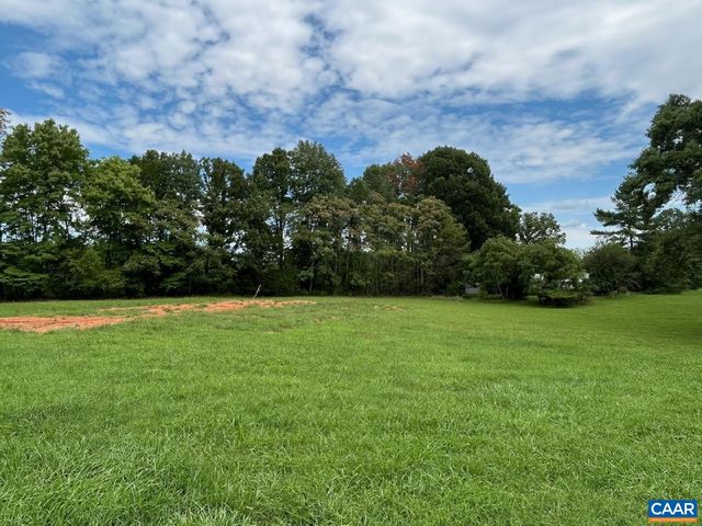 2561 PATTIE RD, Buckingham, VA 23921