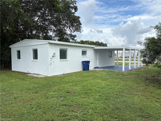 1002 Adams AVE, Lehigh Acres, FL 33936
