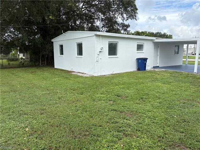 1002 Adams AVE, Lehigh Acres, FL 33936