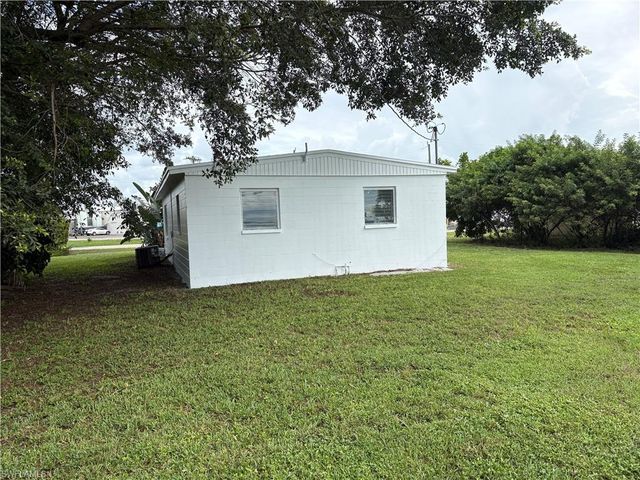 1002 Adams AVE, Lehigh Acres, FL 33936