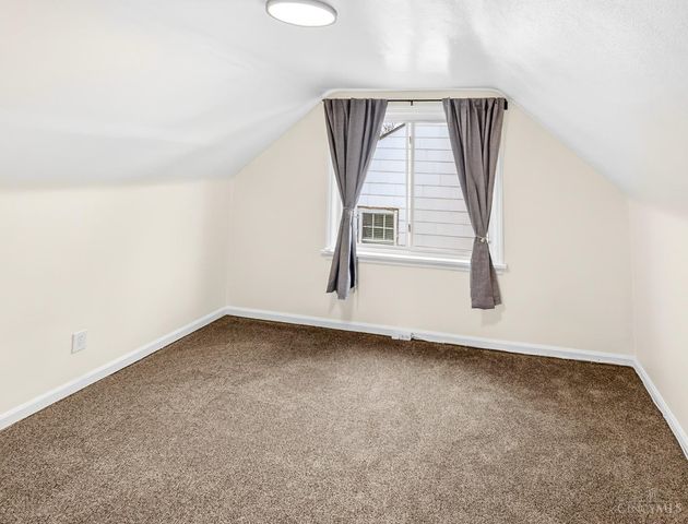 5229 Charloe Street, Cincinnati, OH 45227