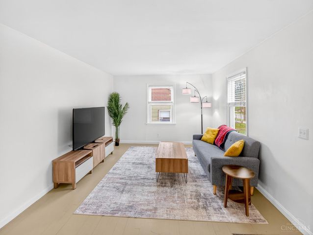 5229 Charloe Street, Cincinnati, OH 45227