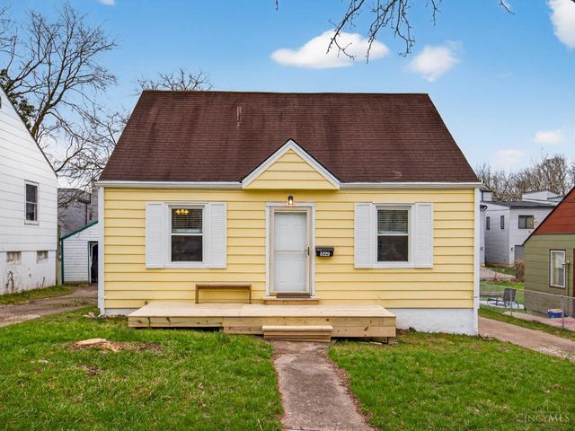 5229 Charloe Street, Cincinnati, OH 45227