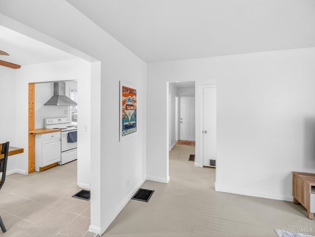 5229 Charloe Street, Cincinnati, OH 45227