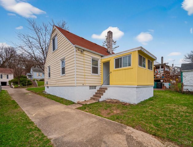 5229 Charloe Street, Cincinnati, OH 45227