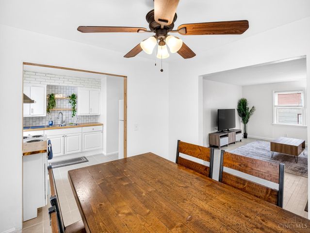 5229 Charloe Street, Cincinnati, OH 45227