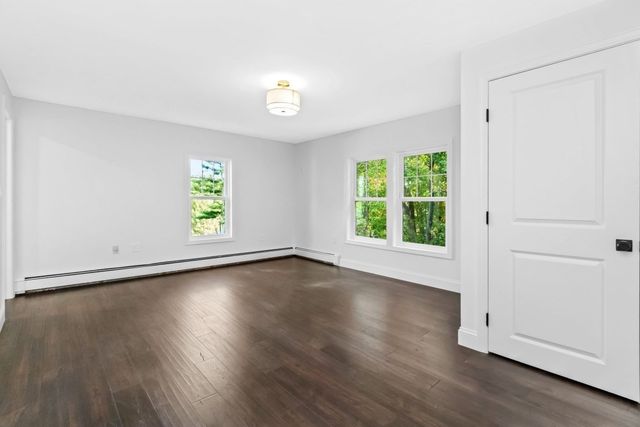 21 Fairfield St, Maynard, MA 01754