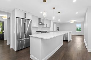 21 Fairfield St, Maynard, MA 01754
