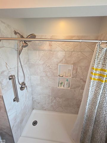 31375 W Wind Drive, Fraser, MI 48026