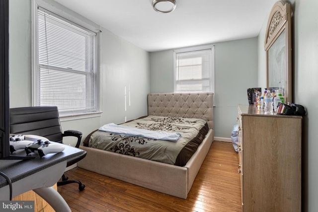 300 PINE ST, Glenolden, PA 19036