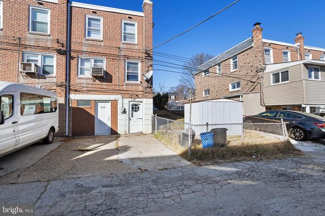 300 PINE ST, Glenolden, PA 19036