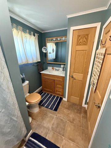 5314 E 3rd St, Superior, WI 54880