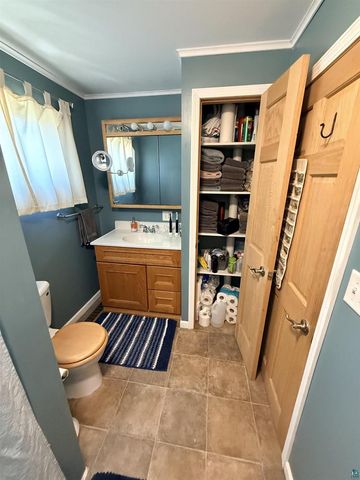 5314 E 3rd St, Superior, WI 54880