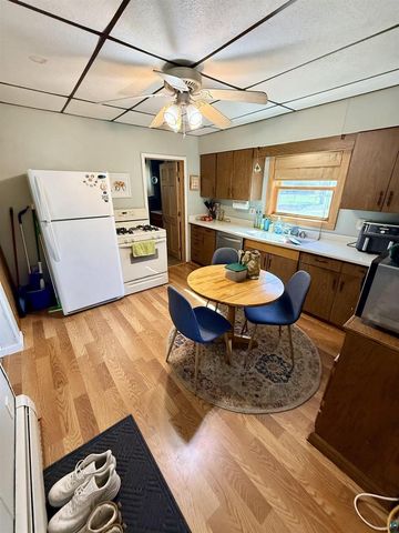 5314 E 3rd St, Superior, WI 54880