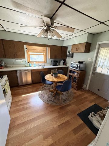 5314 E 3rd St, Superior, WI 54880