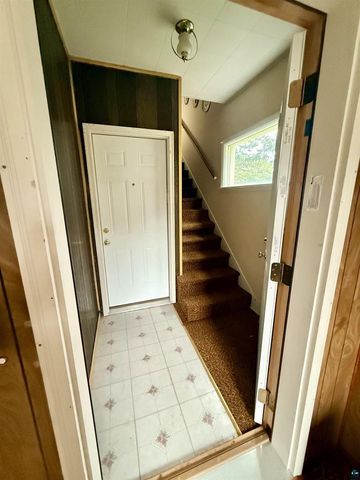 5314 E 3rd St, Superior, WI 54880