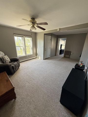 5314 E 3rd St, Superior, WI 54880