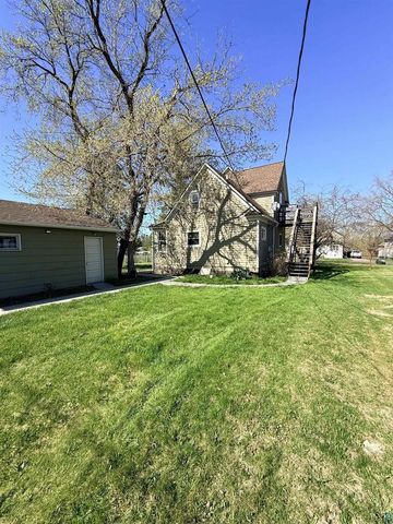 5314 E 3rd St, Superior, WI 54880