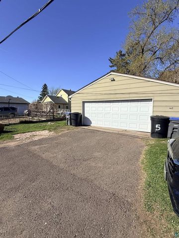 5314 E 3rd St, Superior, WI 54880