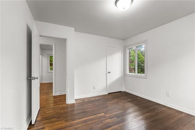 410 Parkwood Avenue, Winston-salem, NC 27105