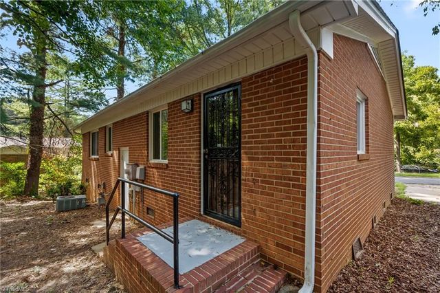 410 Parkwood Avenue, Winston-salem, NC 27105