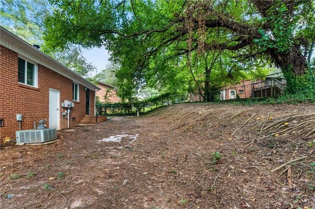 410 Parkwood Avenue, Winston-salem, NC 27105