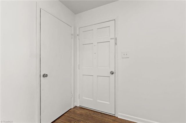 410 Parkwood Avenue, Winston-salem, NC 27105