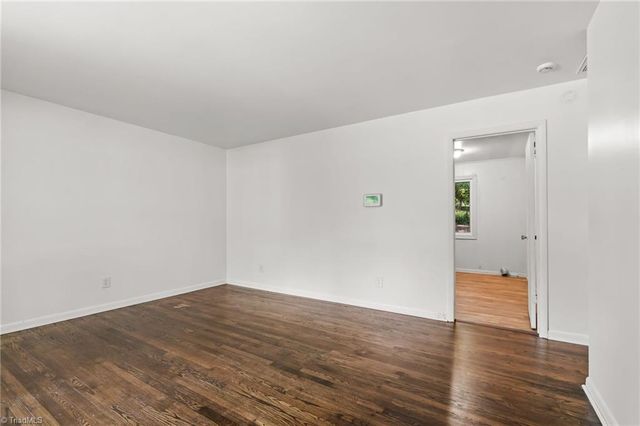 410 Parkwood Avenue, Winston-salem, NC 27105