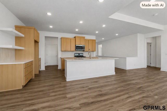 5540 N 213 Avenue, Elkhorn, NE 68022