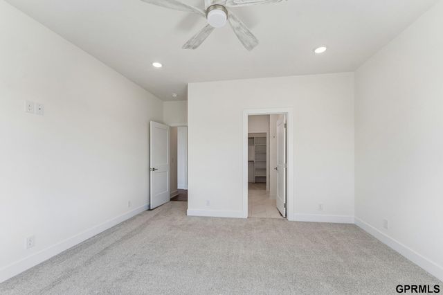 5540 N 213 Avenue, Elkhorn, NE 68022
