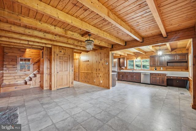 21142 WESTERLY RD, Poolesville, MD 20837