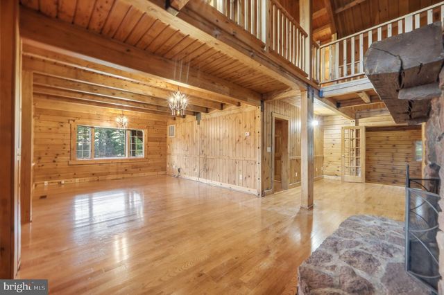 21142 WESTERLY RD, Poolesville, MD 20837