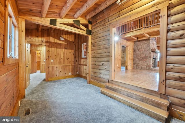 21142 WESTERLY RD, Poolesville, MD 20837
