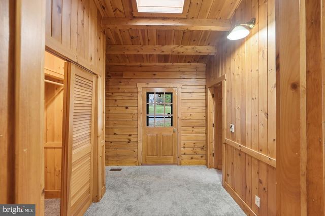 21142 WESTERLY RD, Poolesville, MD 20837