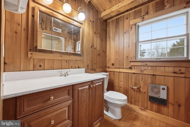 21142 WESTERLY RD, Poolesville, MD 20837