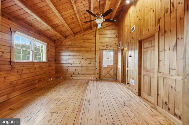 21142 WESTERLY RD, Poolesville, MD 20837