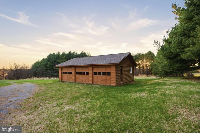 21142 WESTERLY RD, Poolesville, MD 20837