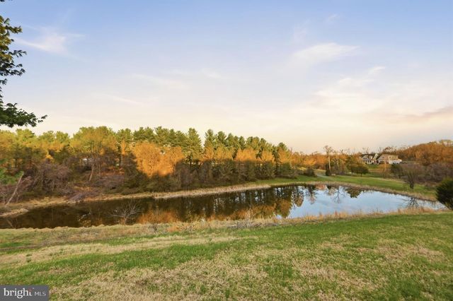 21142 WESTERLY RD, Poolesville, MD 20837