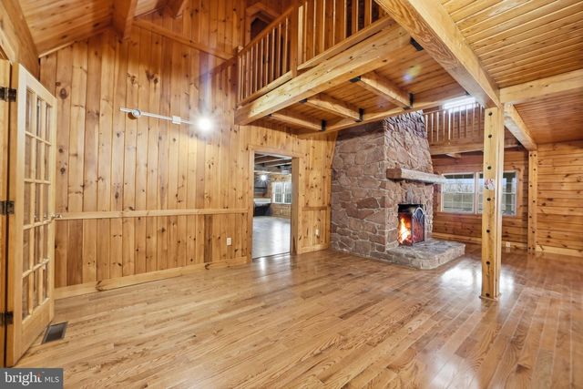 21142 WESTERLY RD, Poolesville, MD 20837