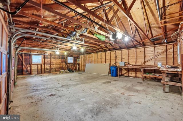 21142 WESTERLY RD, Poolesville, MD 20837