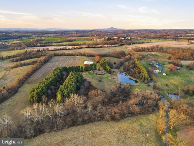 21142 WESTERLY RD, Poolesville, MD 20837