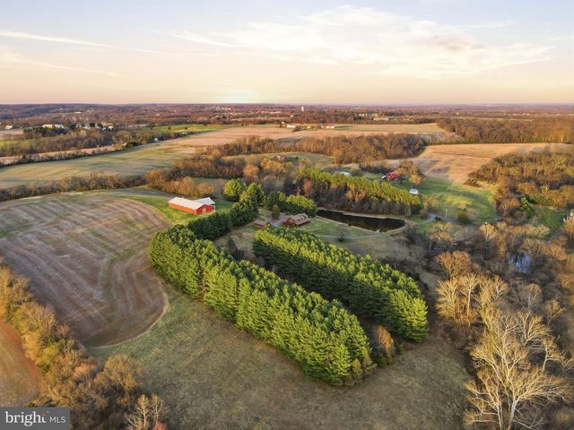 21142 WESTERLY RD, Poolesville, MD 20837