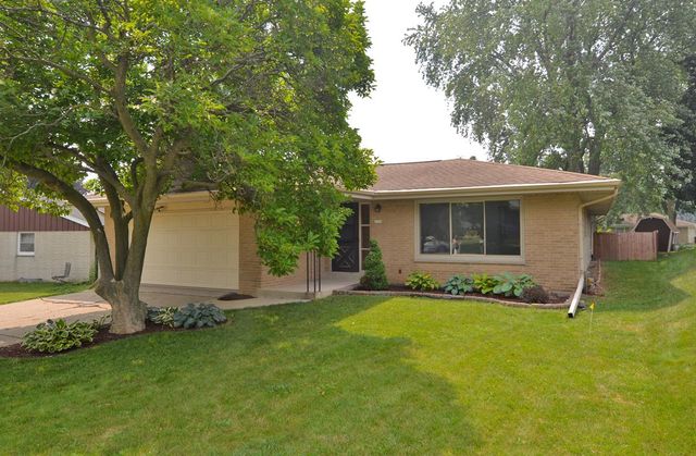 1719 Tamarack STREET, South Milwaukee, WI 53172