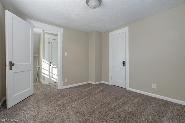 1010 Washington Avenue, Louisville, OH 44641