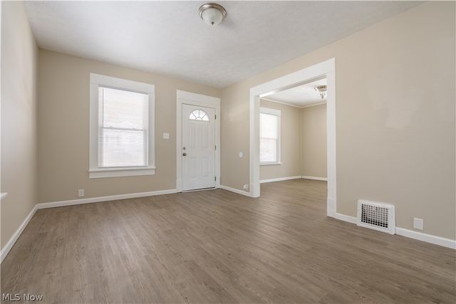 1010 Washington Avenue, Louisville, OH 44641