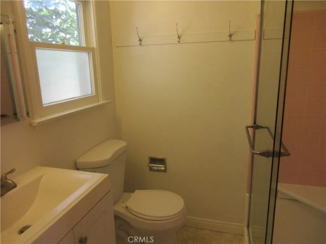 8813 Nestle, Northridge, CA 91325