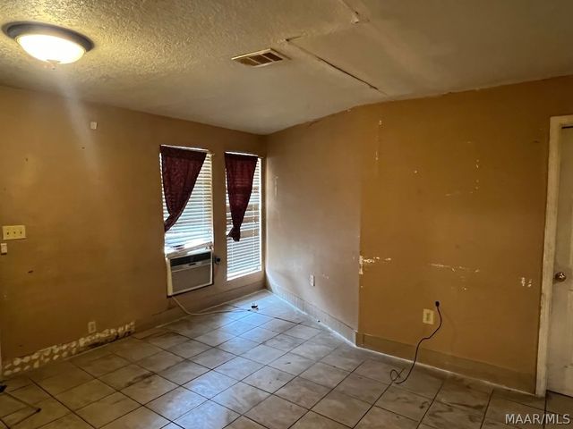 705 IRIS Lane, Montgomery, AL 36105