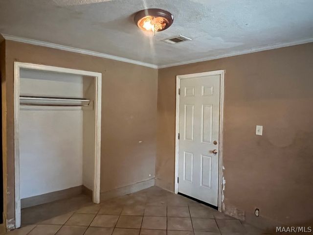 705 IRIS Lane, Montgomery, AL 36105