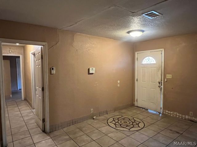 705 IRIS Lane, Montgomery, AL 36105