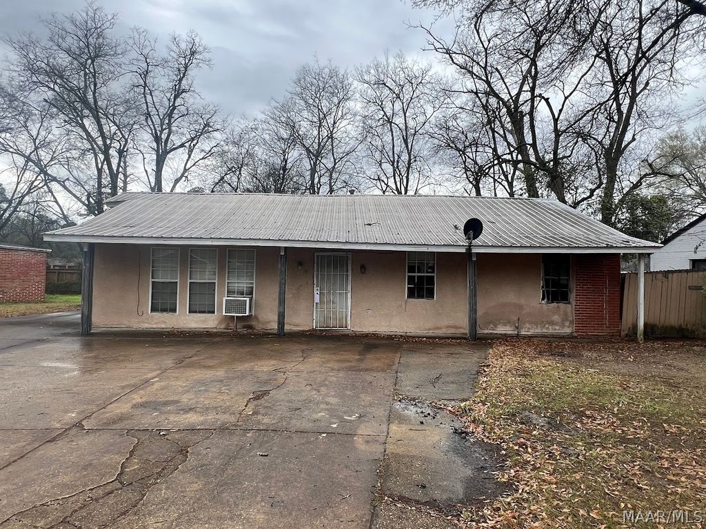 705 IRIS Lane, Montgomery, AL 36105